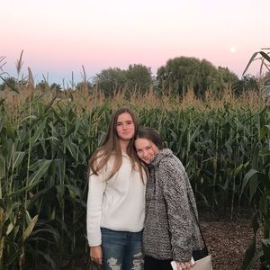 Meet your Posher, Megan